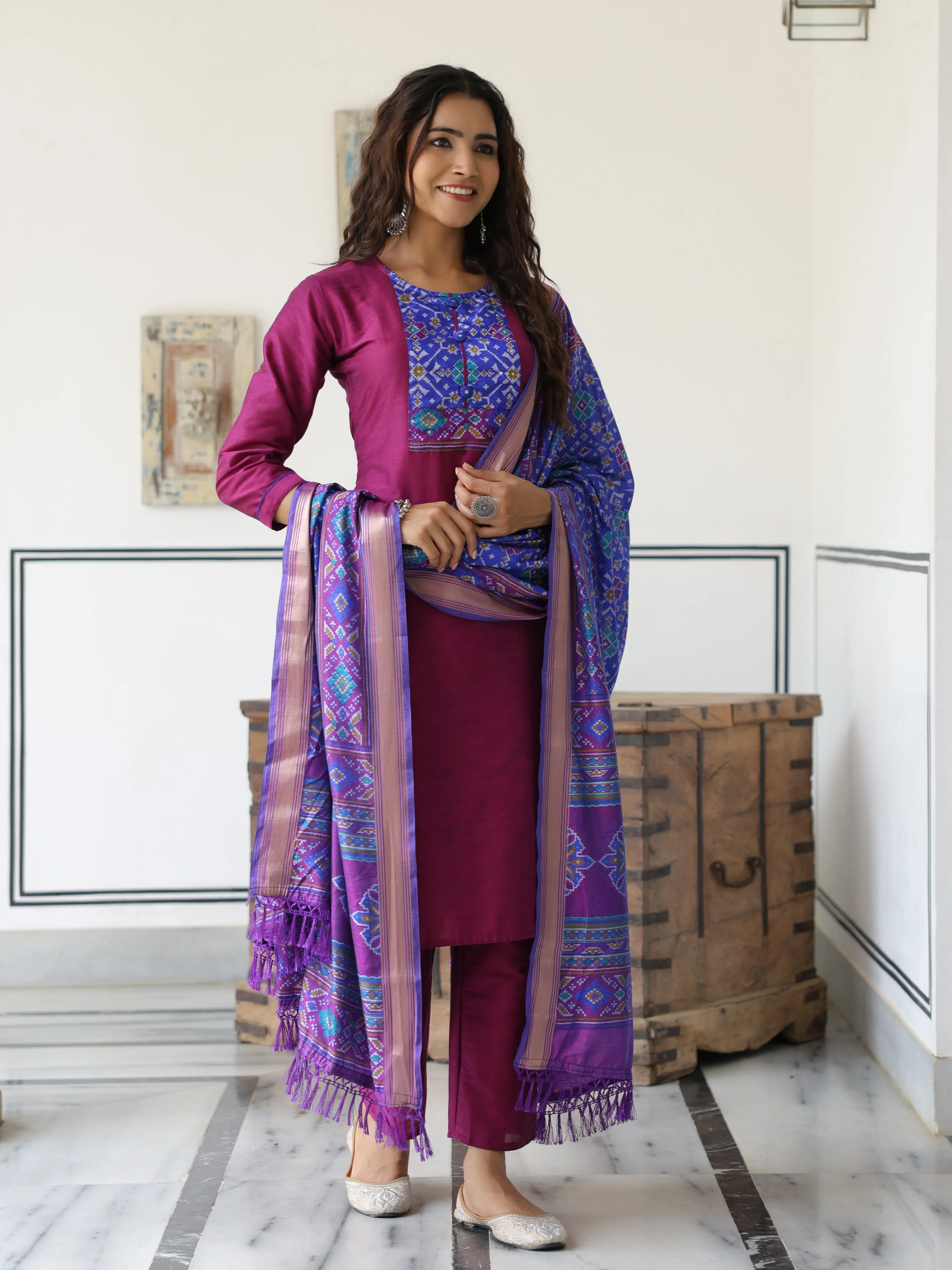 Elegant Dual Tone Purple Kurta Set with Pant and Patola Printed Dupatta