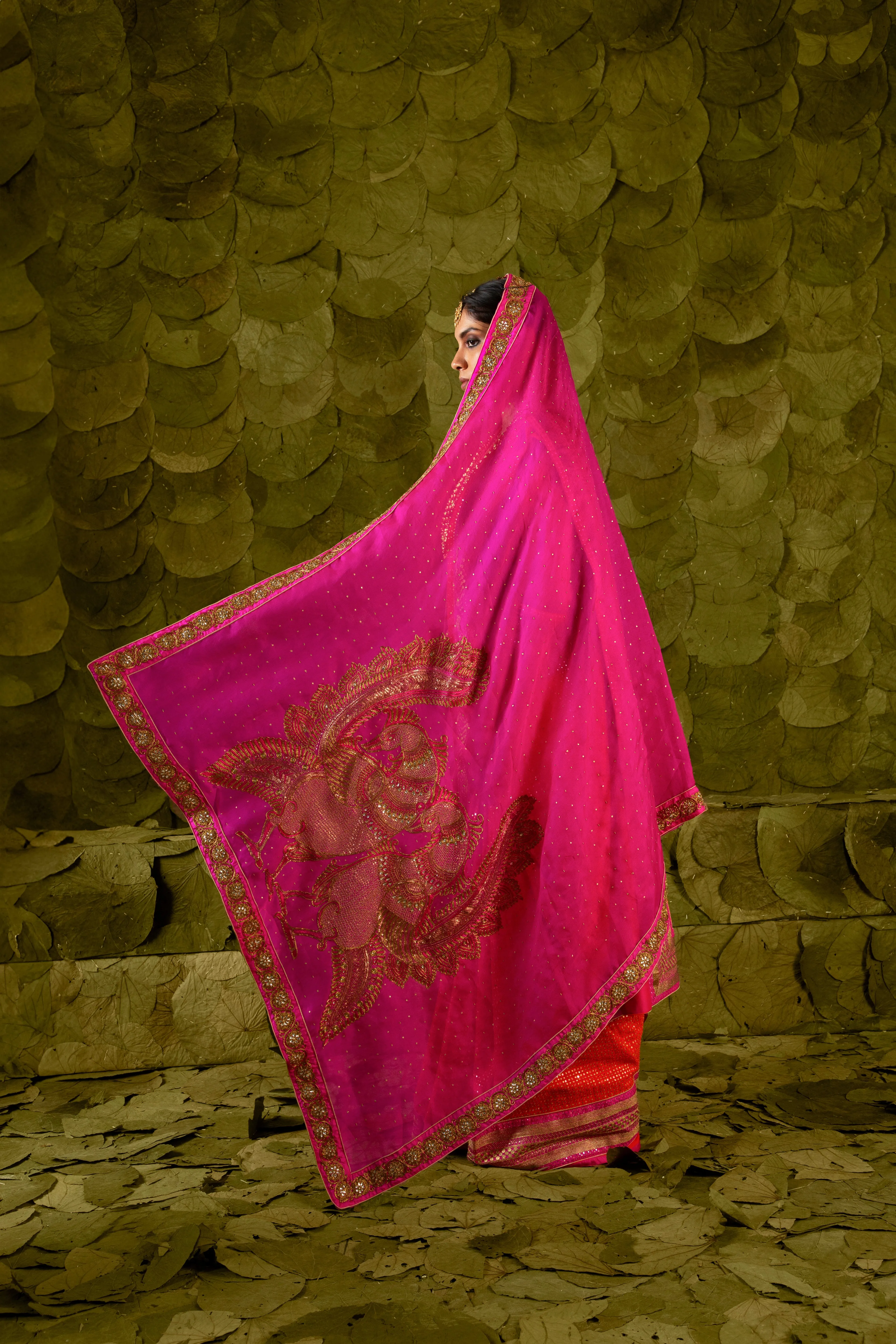 Heṇṇu (ಹೆಣ್ಣು) Dupatta in Shocking Pink